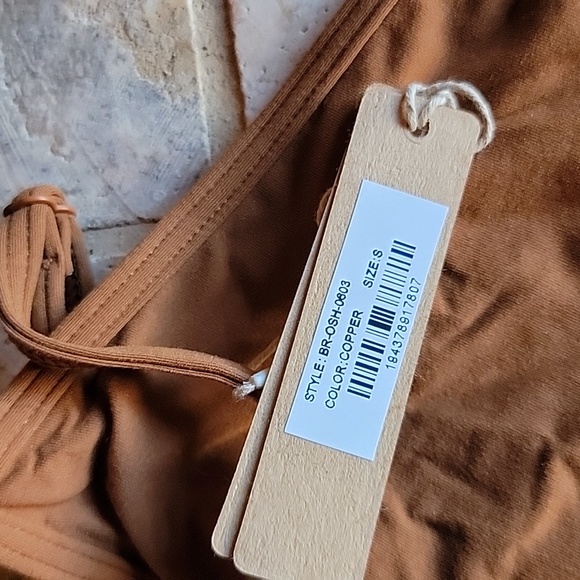 SKIMS - Fits Everybody One Shoulder Bralette in Copper - Picture 3 of 4